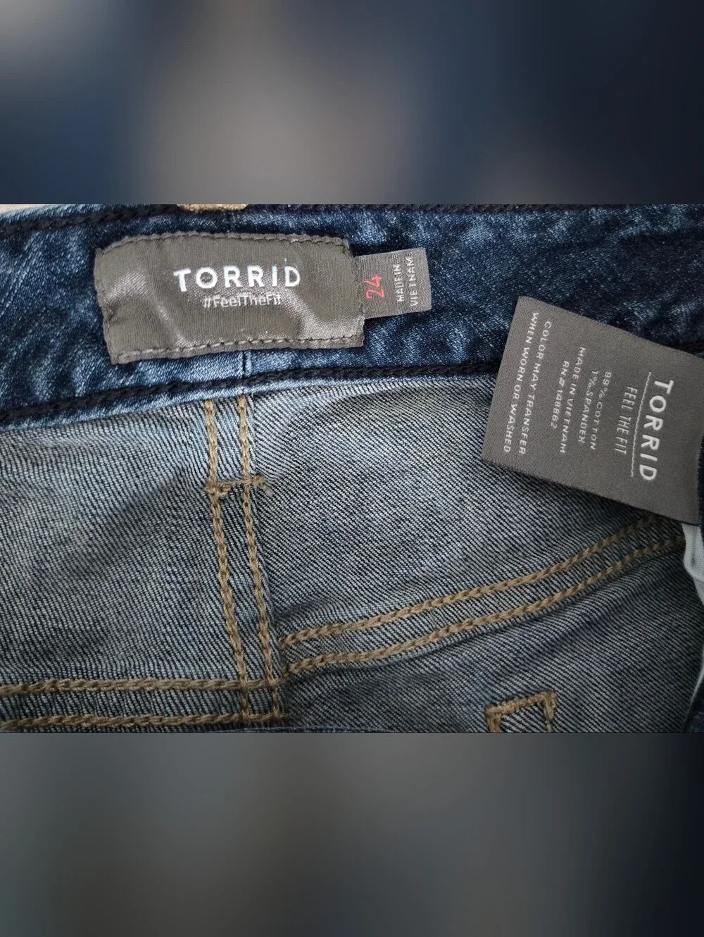 Torrid Denim Shorts Women's Plus Size 24 Blue Jean Cuffed Mid Rise Stretch
